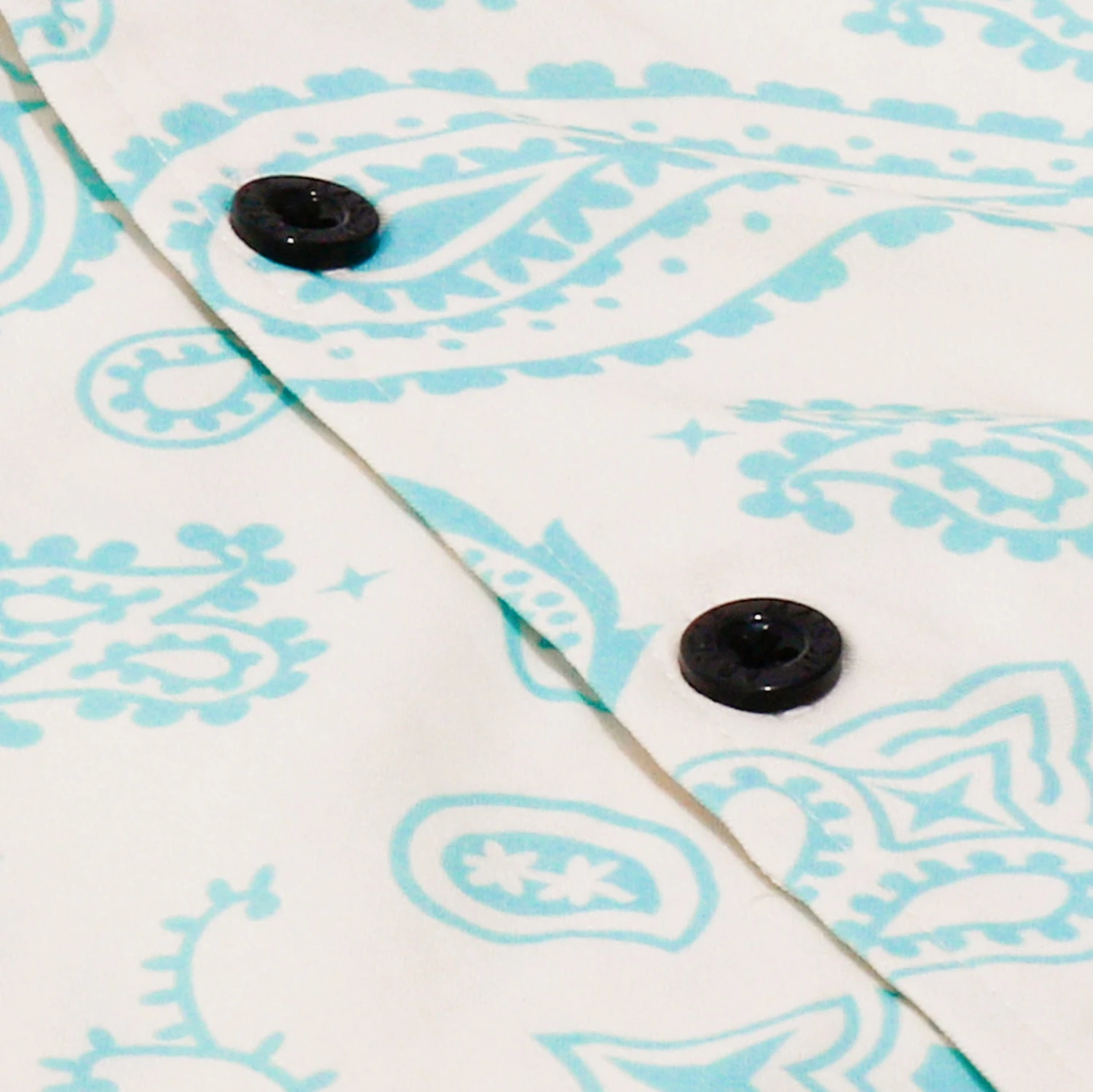 Bandana Woven Rayon Button Up Mens Shirt (White/Blue) 3 Bandana Woven Rayon Button Up Mens Shirt (White/Blue) - Image 3